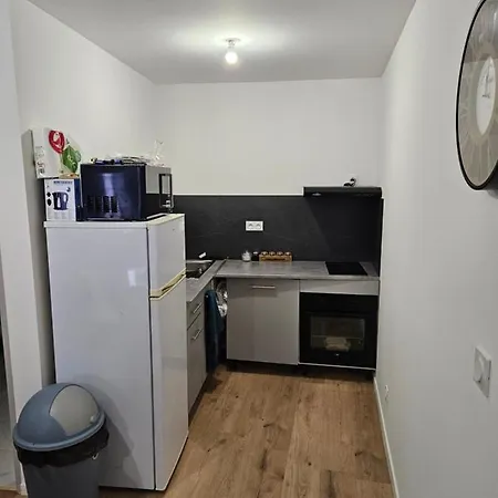 T2 Chaleureux, Calme Et Entierement Renove. Béziers